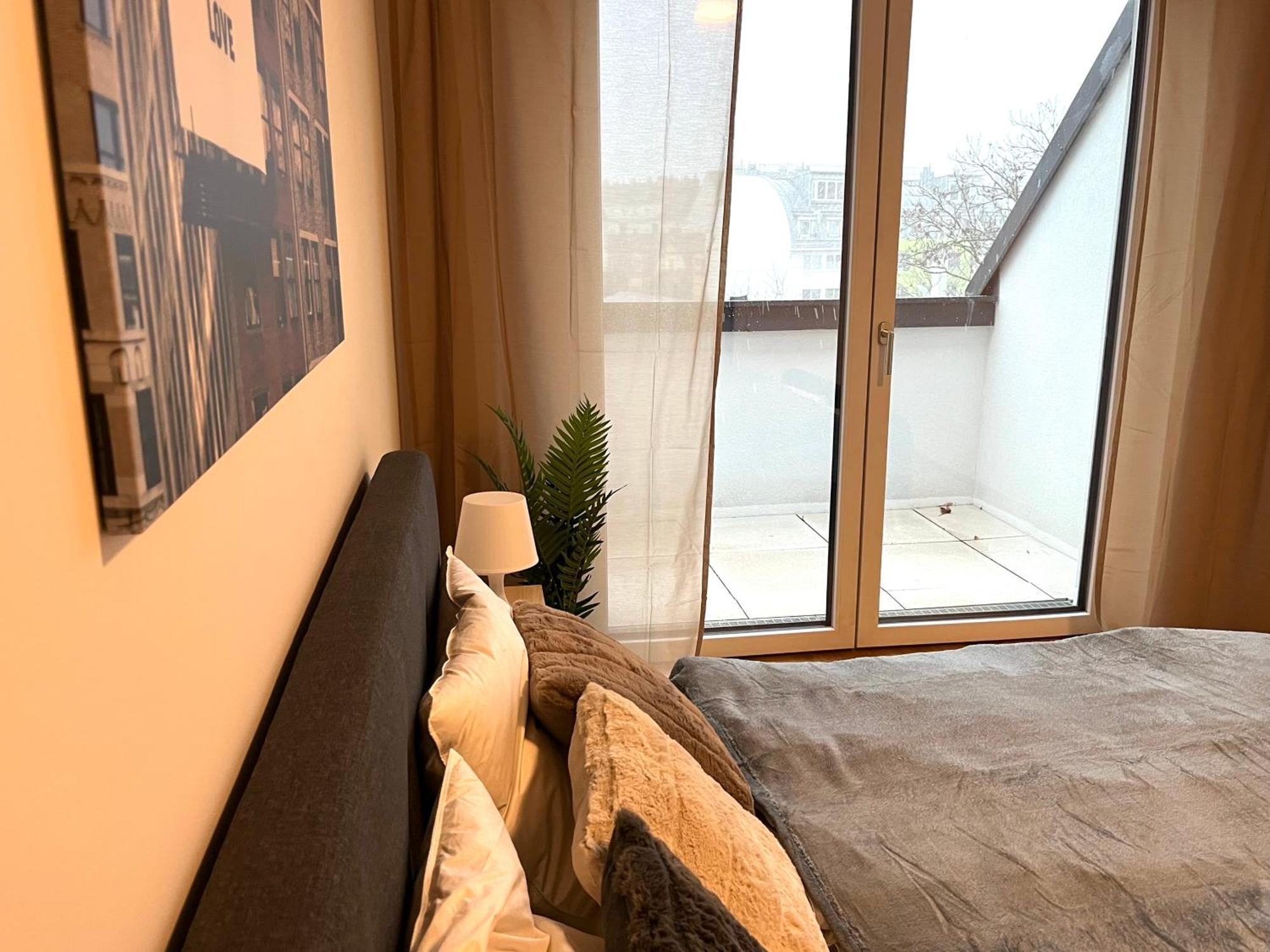 Free Parking / Brandnew With Air Condition And Balcony Vienna Luaran gambar